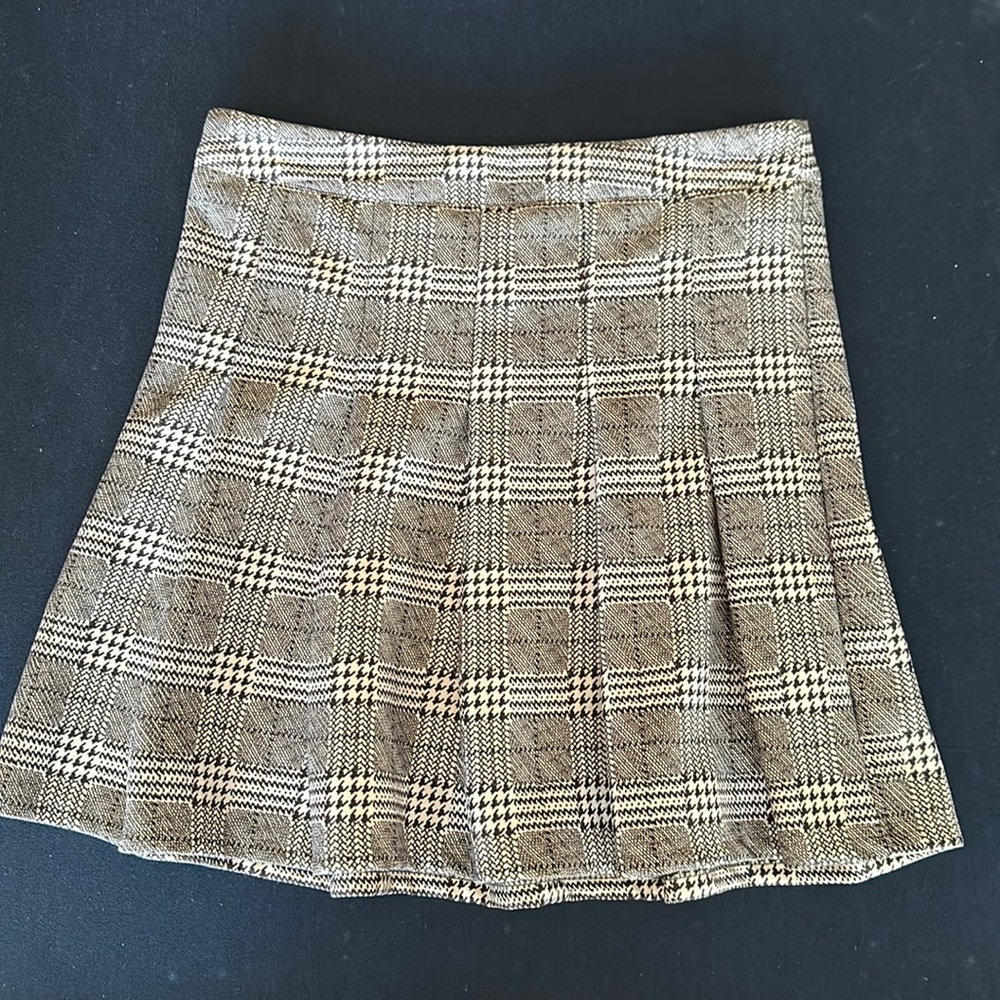 Pleated skirt